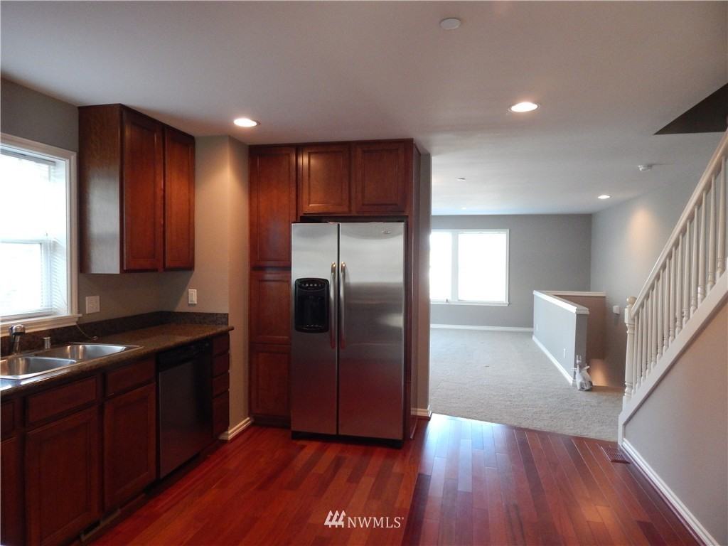 321 Hardie Ave Nw #B - Photo 2 of 24