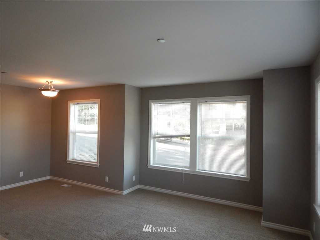 321 Hardie Ave Nw #B - Photo 6 of 24