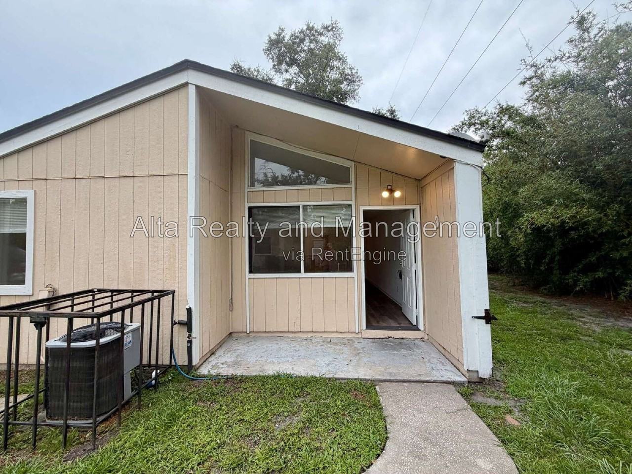 8113 San Jose Manor Dr E #3 - Photo 2 of 15