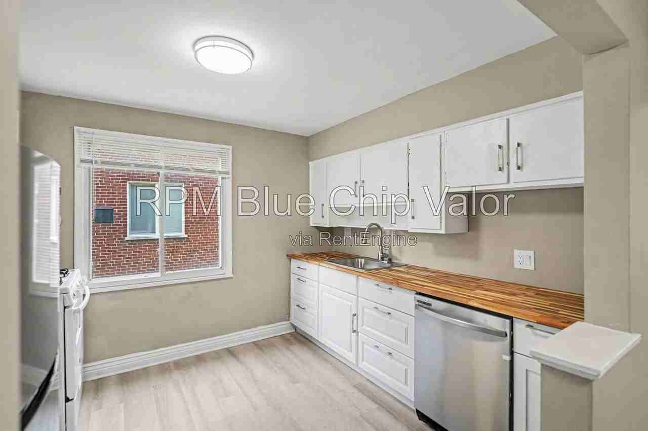 9481 Reading Rd #5
