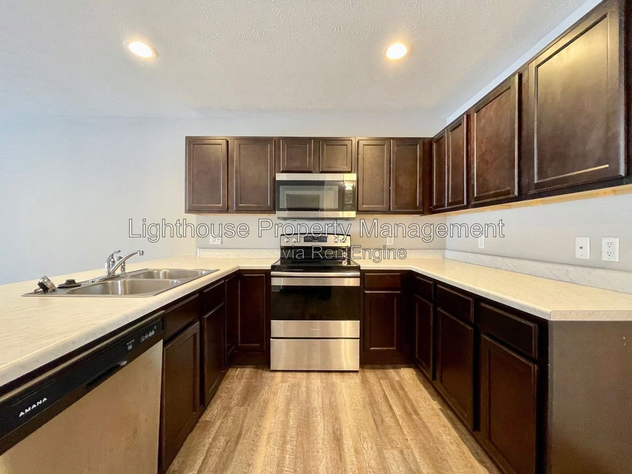 303 Baldwin St #B9 - Photo 6 of 32