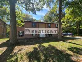 featured image of 105 Williams St #3