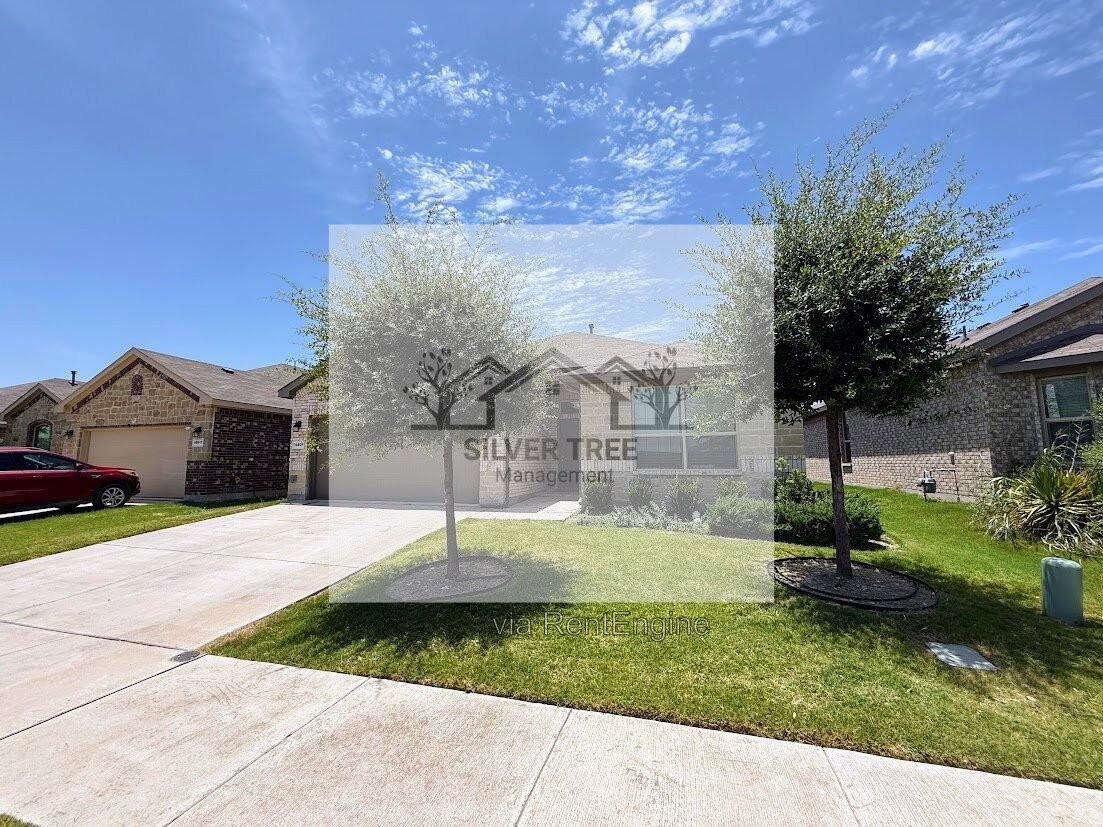 10921 Rockchapel Dr