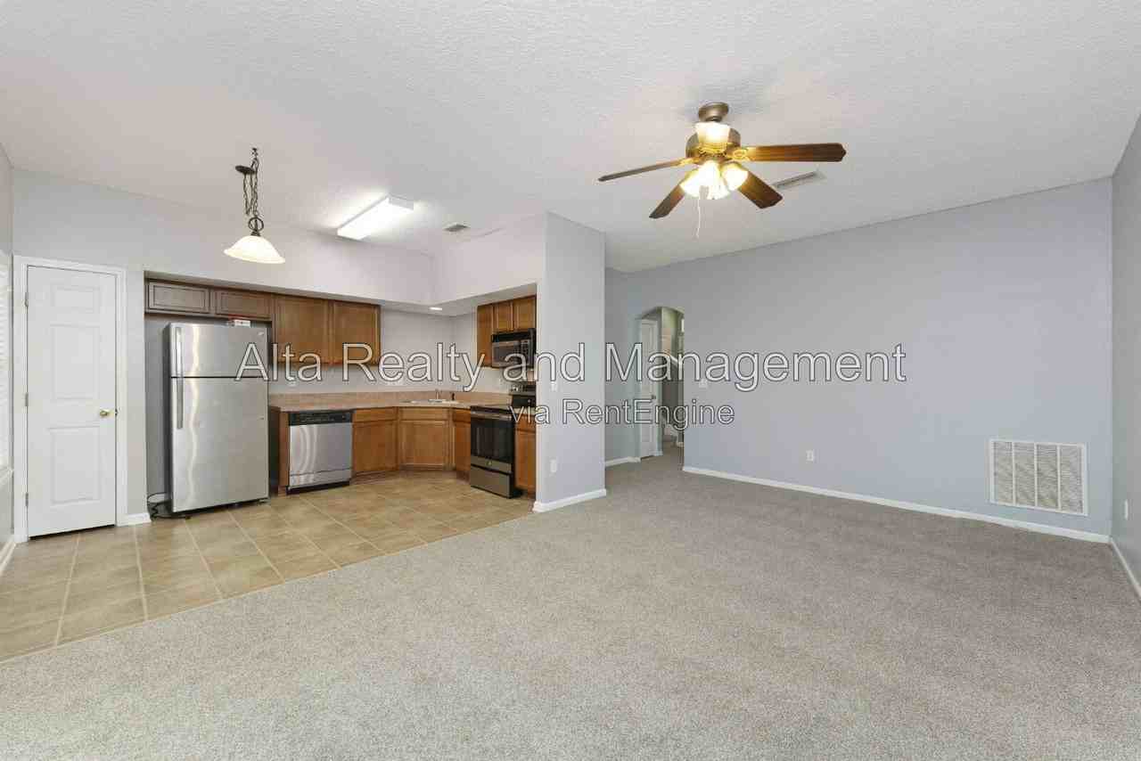 5260 Collins Rd #1304 - Photo 6 of 23