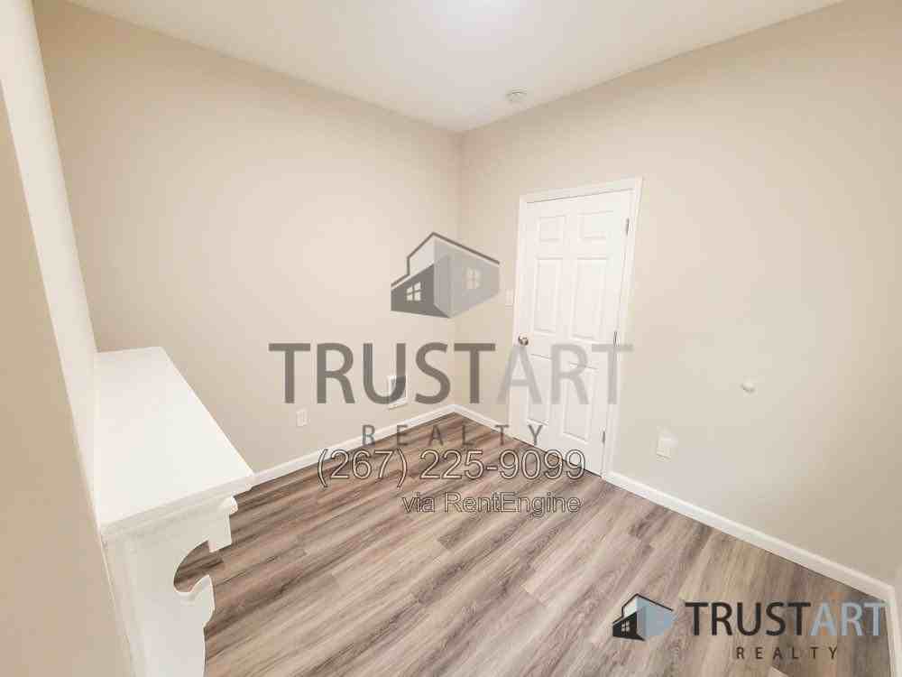2538 N Gratz St #1 - Photo 7 of 19