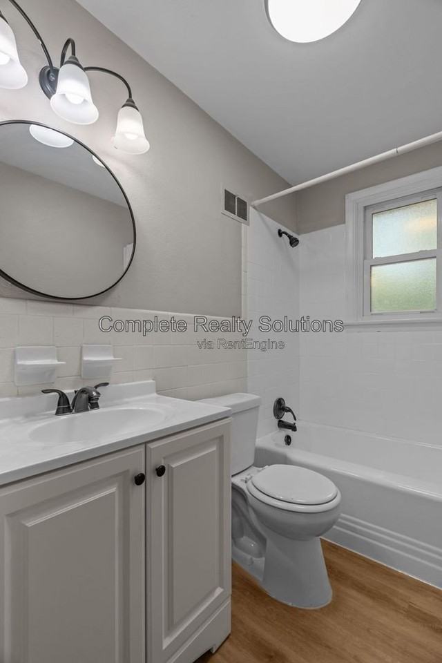 201 Sadonia Ave - Photo 6 of 34