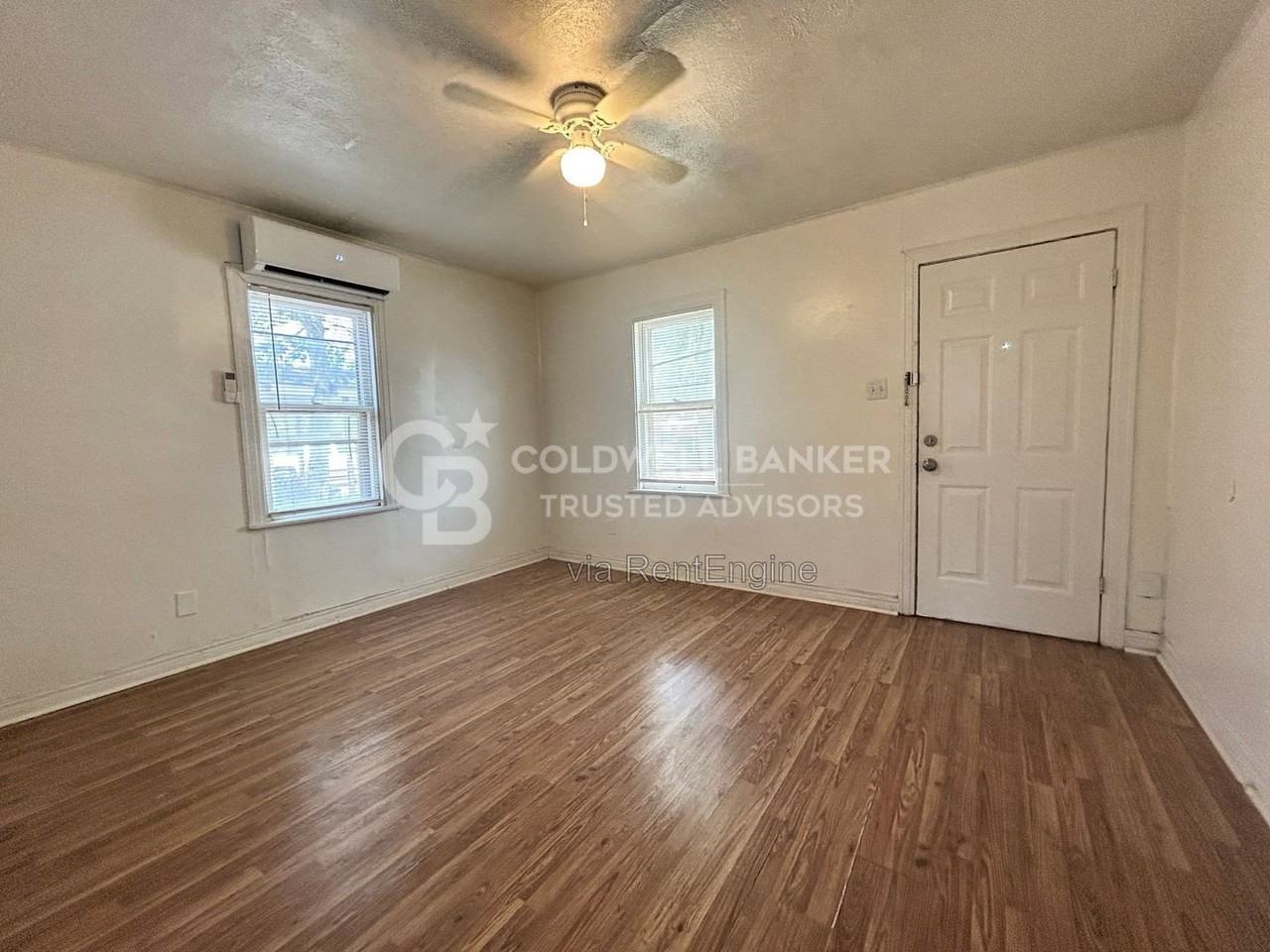 114 Avenue V - Photo 3 of 11