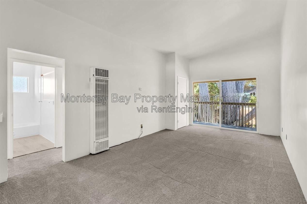 420 Lighthouse Ave #D - Photo 3 of 20
