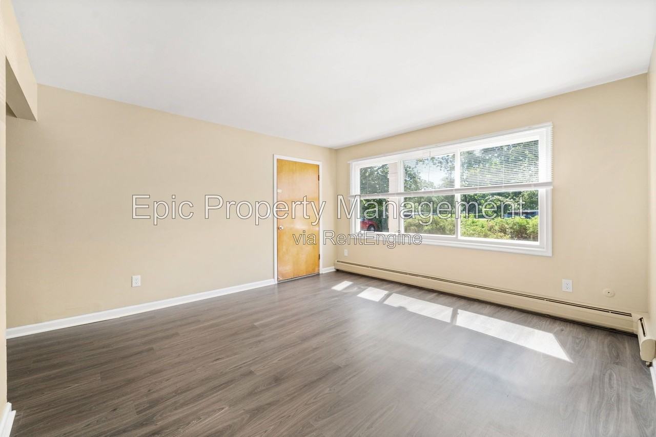51611 Mound Rd - Photo 2 of 11