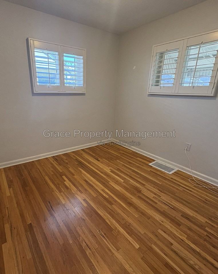 4340 S Huron St - Photo 7 of 15