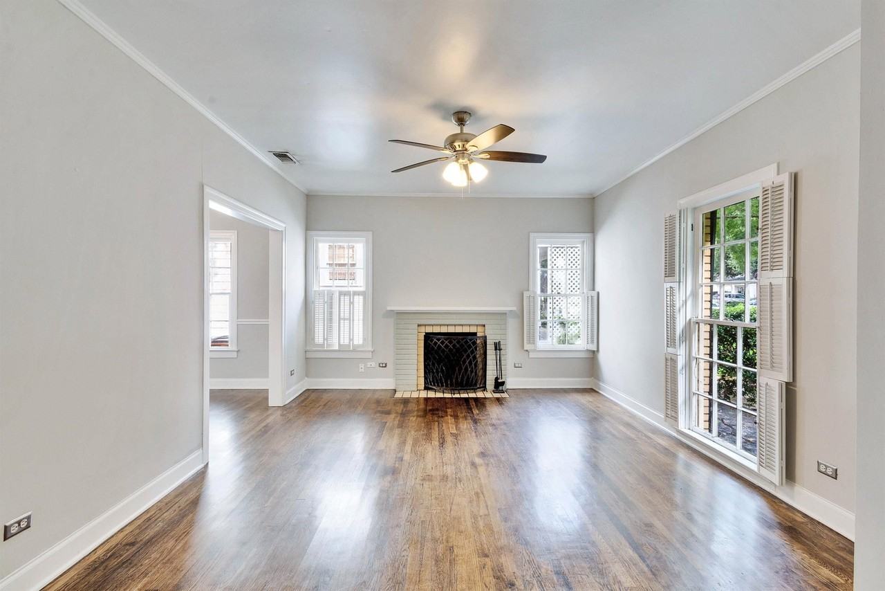 1511 W 30th St - Photo 3 of 40