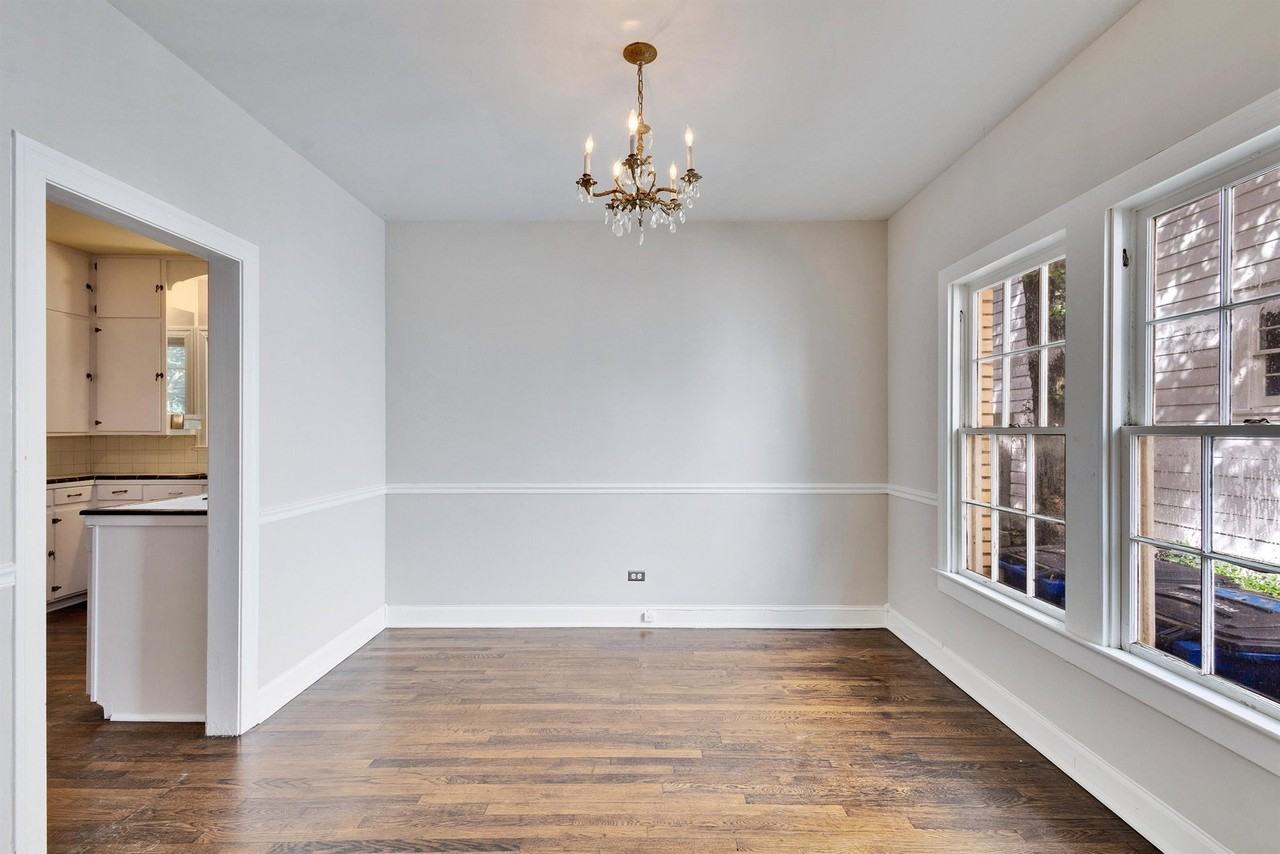 1511 W 30th St - Photo 7 of 40