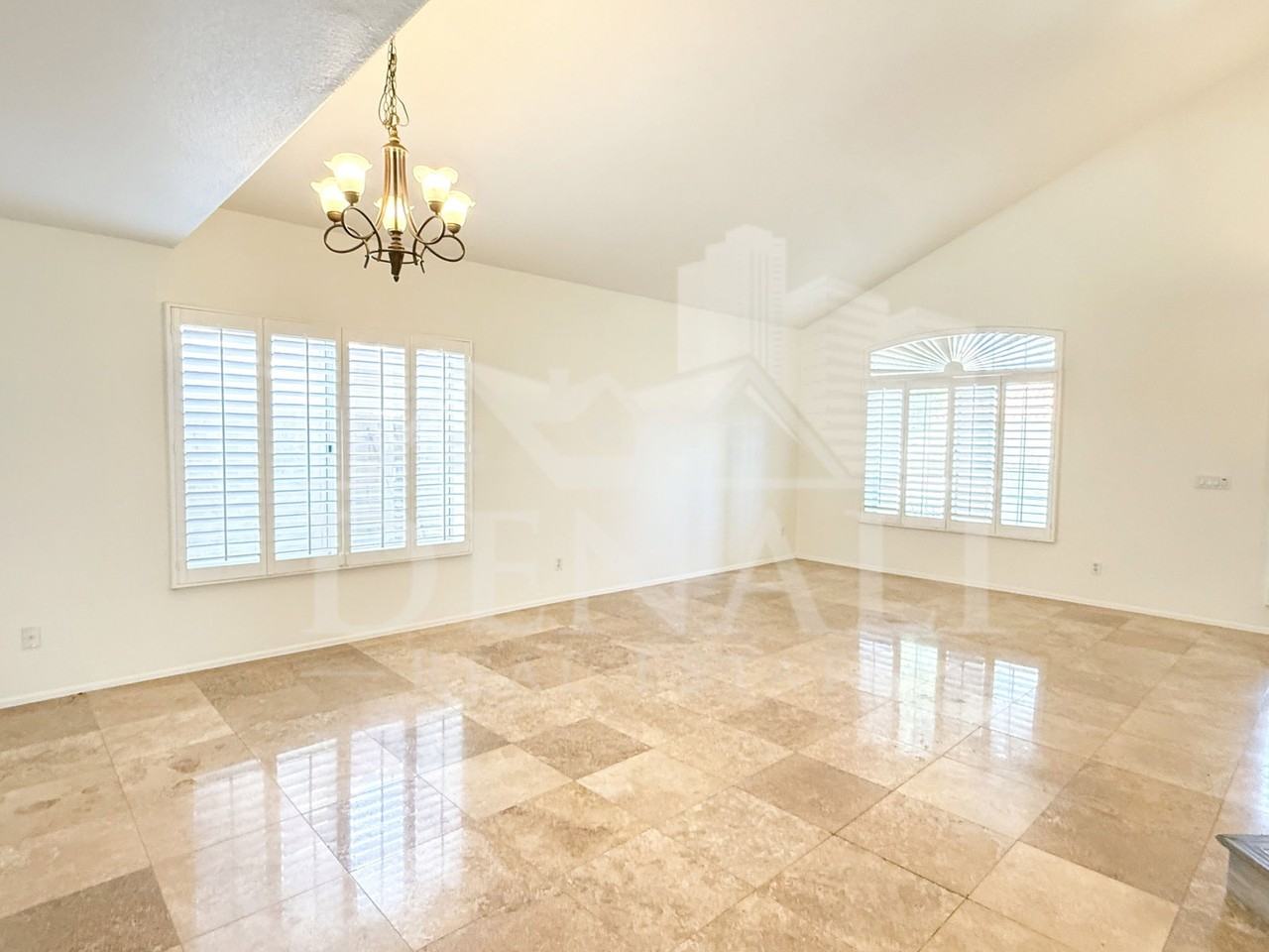 4737 E Michigan Ave - Photo 5 of 34