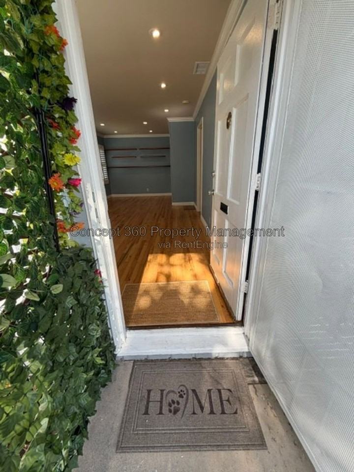 5029 Fidler Ave - Photo 6 of 50