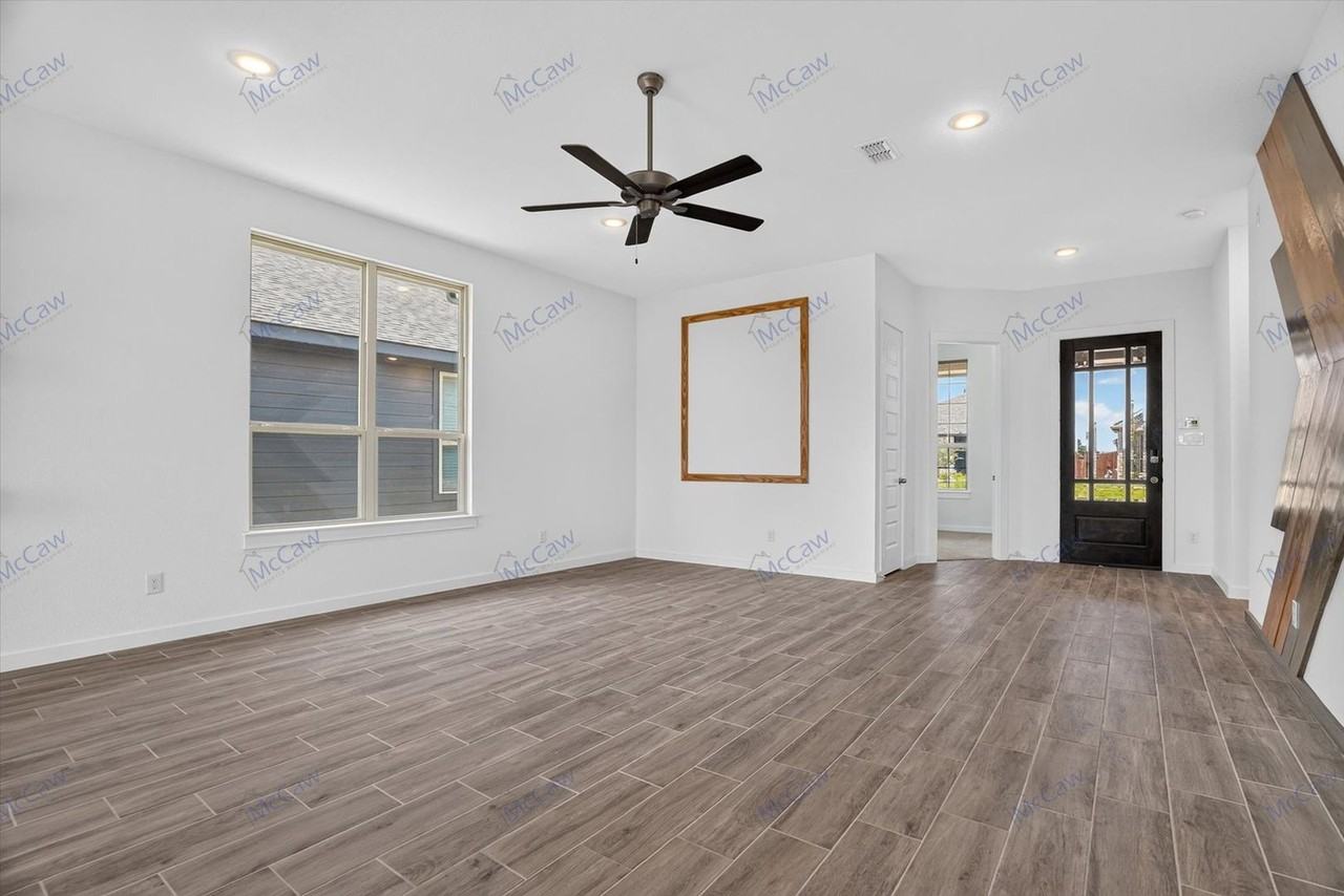 620 Godley Rnch - Photo 4 of 27