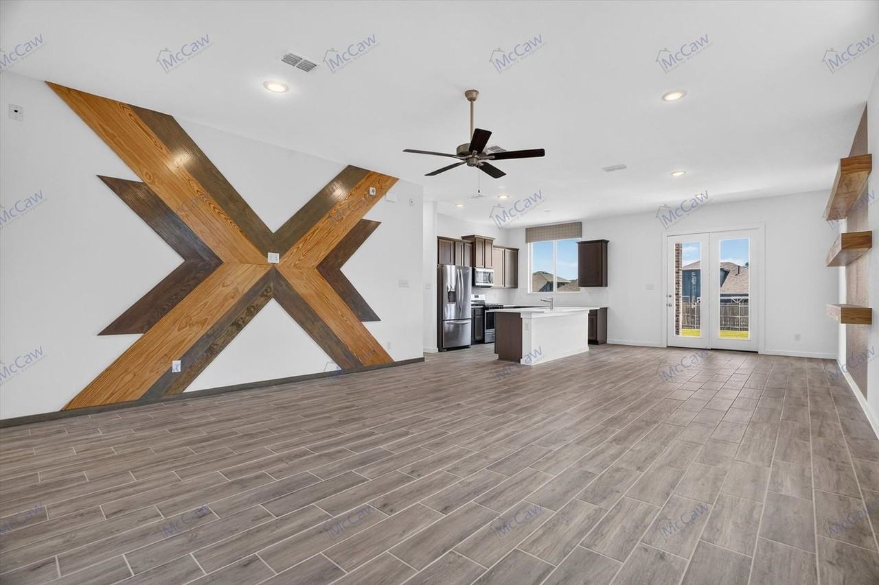 620 Godley Rnch - Photo 7 of 27