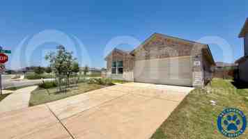 featured image of 792 Lake Sweetwater Ln