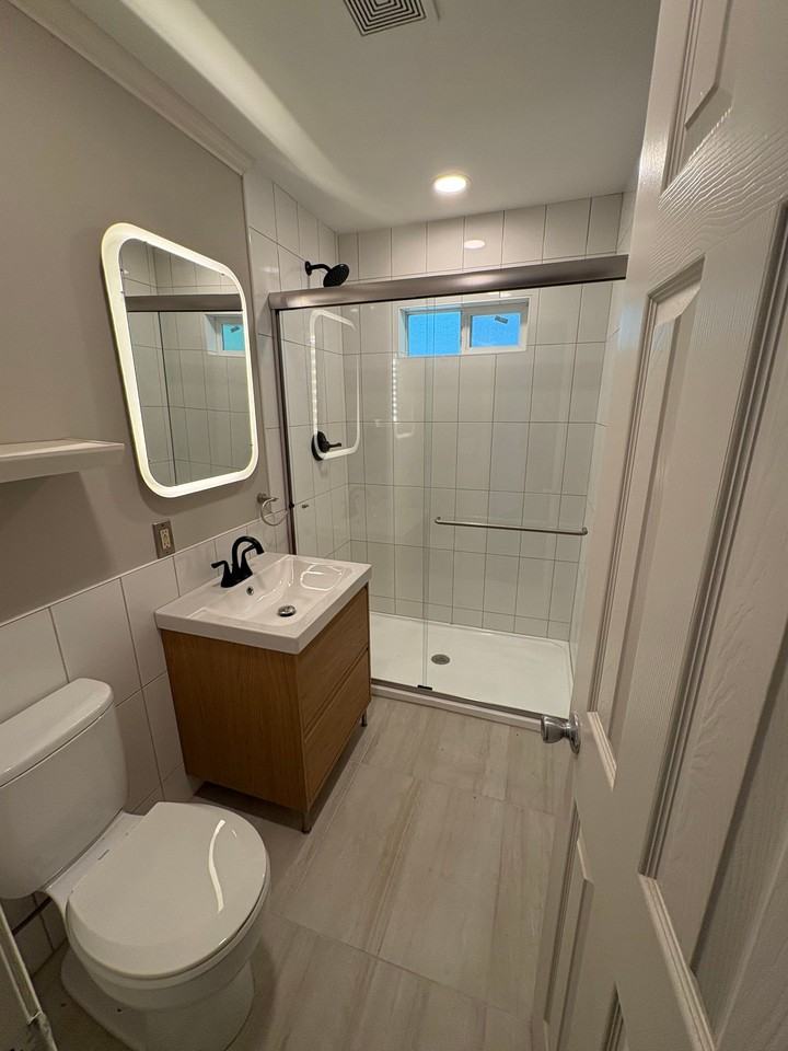 10515 W 56th St - Photo 4 of 11