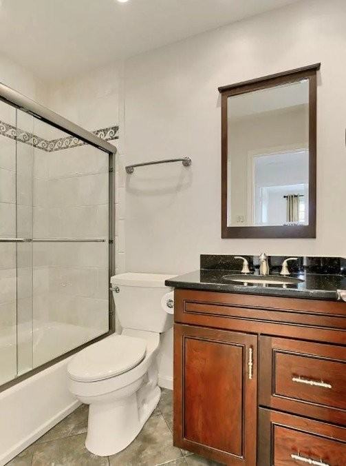 4528 King William Ct #2 - Photo 2 of 8