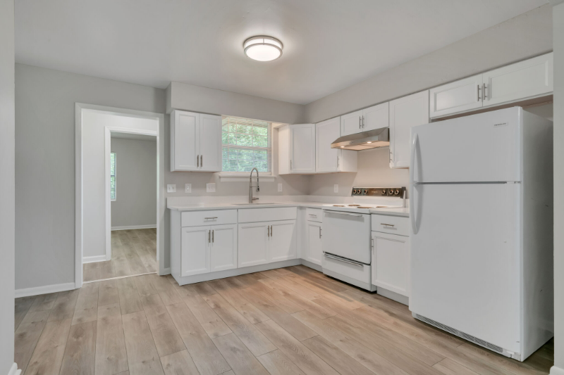 100 Old Trail Ct #1