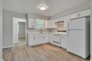 100 Old Trail Ct #1 - Photo 1 of 1