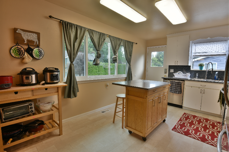 11449 5th Ave S #4 - Photo 6 of 10
