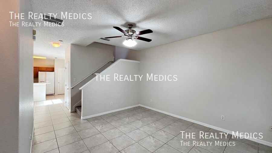 3548 Peppervine Dr - Photo 4 of 45