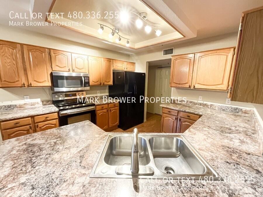 9276 E Sutton Dr - Photo 5 of 38