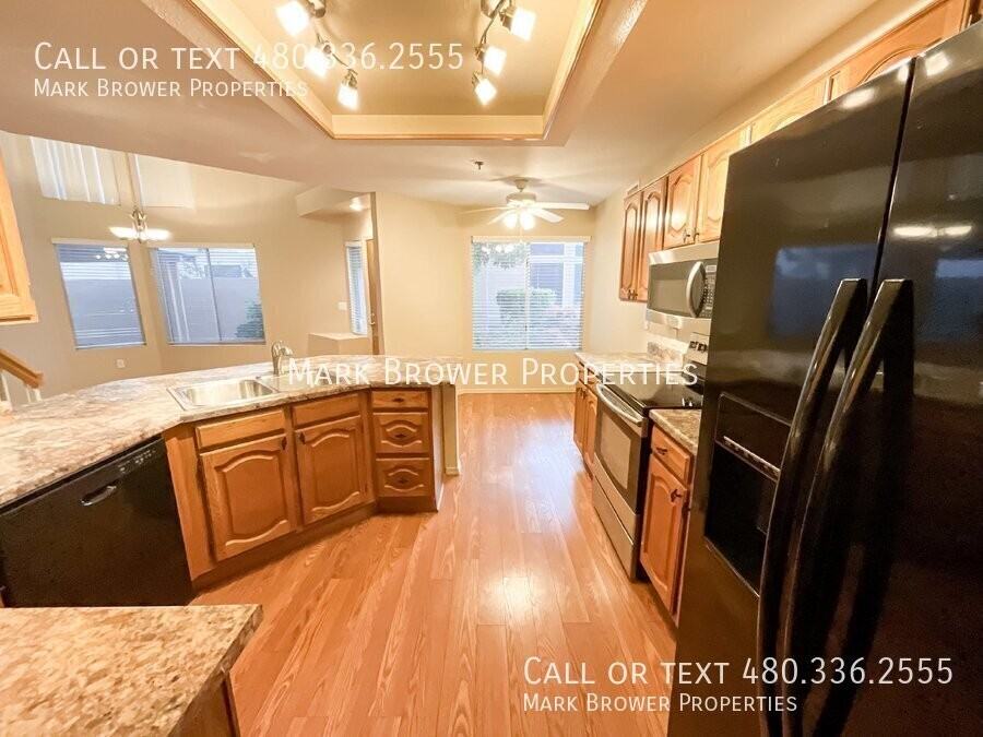 9276 E Sutton Dr - Photo 6 of 38