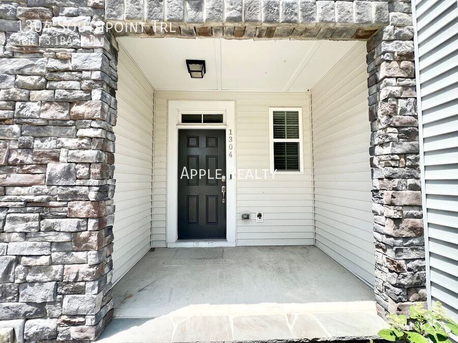 1304 Southpoint Trl - Photo 5 of 50