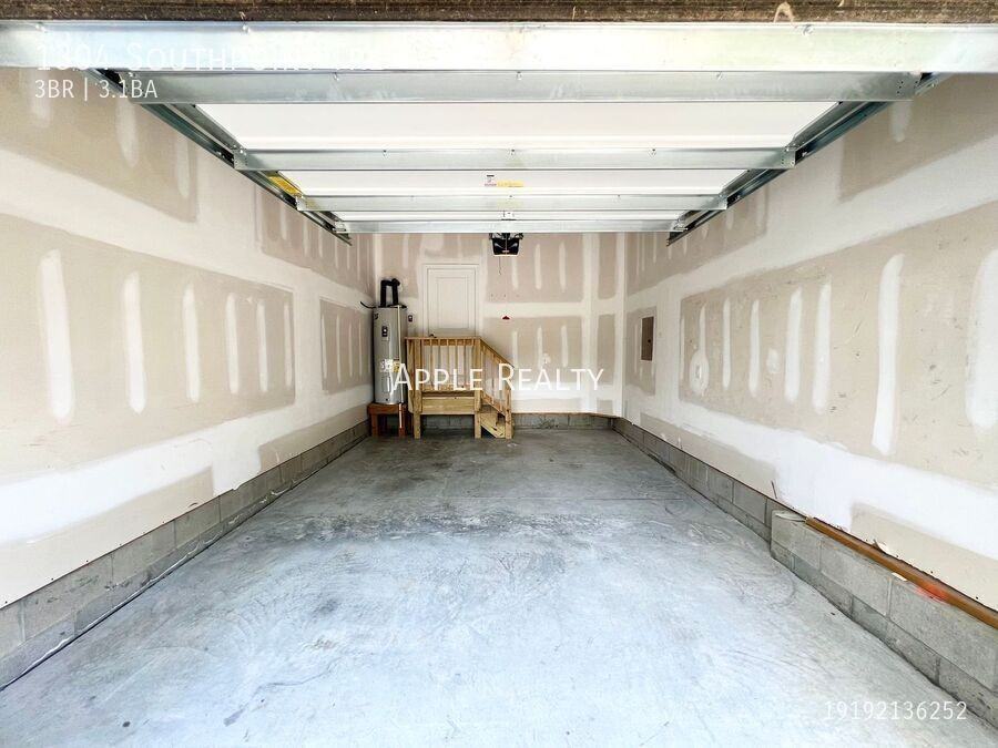 1304 Southpoint Trl - Photo 7 of 50