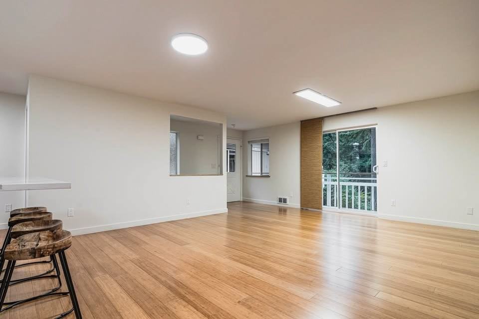 860 Hyak Way - Photo 5 of 13