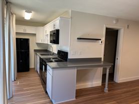 1370 High St #A - Photo 1 of 1