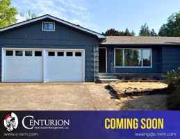 featured image of 1043 Garlock St S