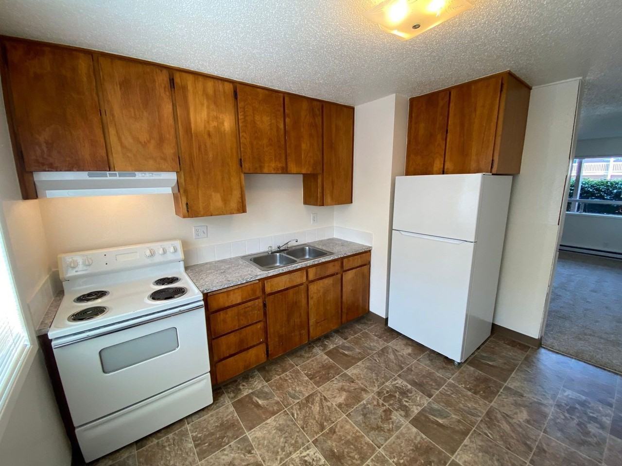 550 Sw Levens St #21 - Photo 4 of 9