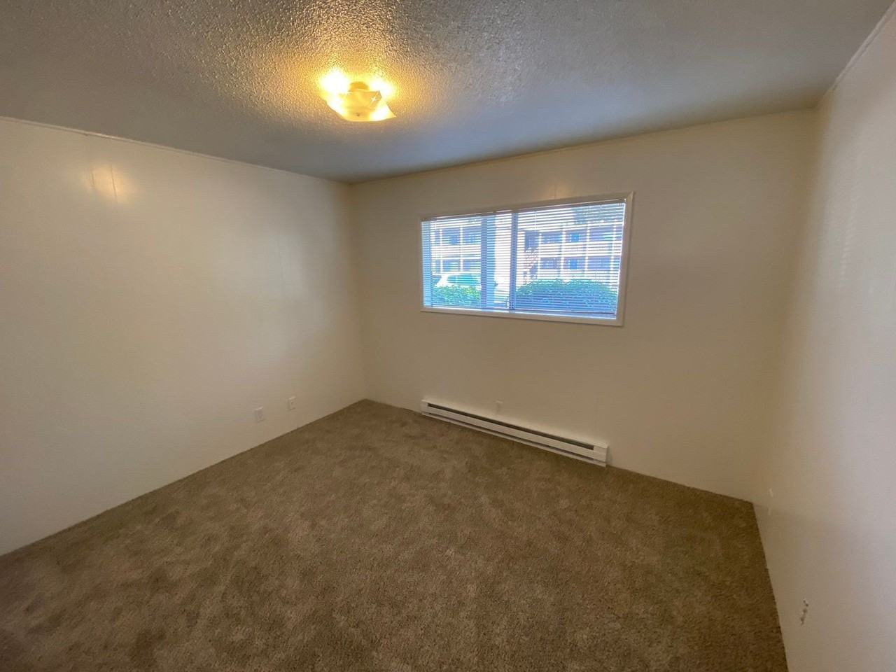 550 Sw Levens St #21 - Photo 5 of 9