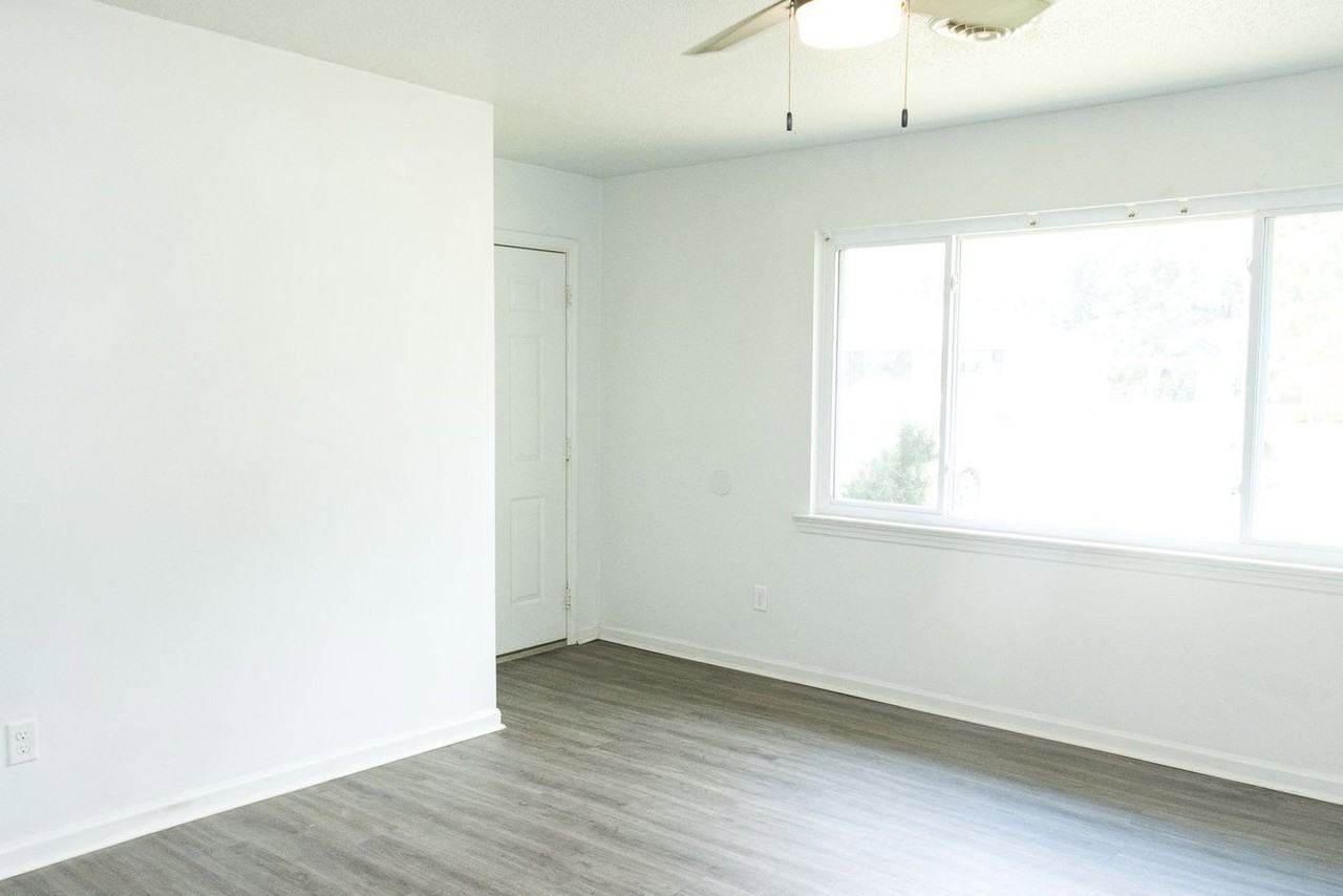 2182 Dugan St - Photo 3 of 14