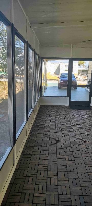 2304 Pitt Rd - Photo 5 of 19
