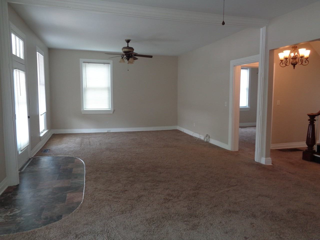 9899 Jonestown Rd - Photo 5 of 20