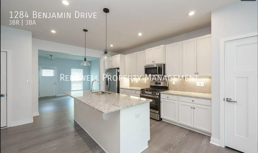 1284 Benjamin Dr - Photo 2 of 15