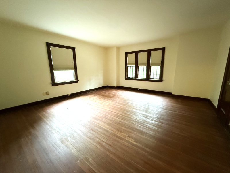 708 N Porter Ave - Photo 2 of 12