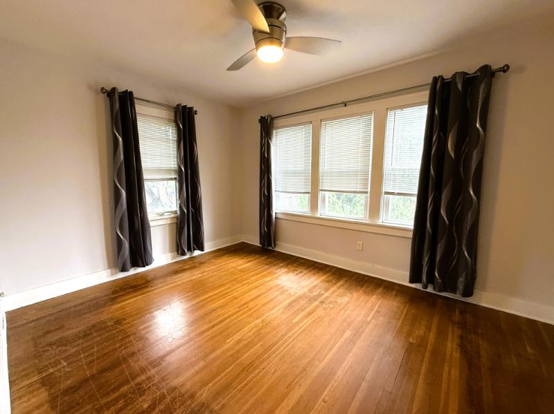 708 N Porter Ave - Photo 3 of 12