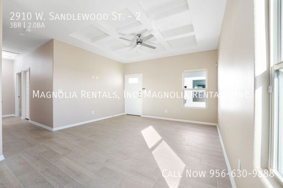 2910 W Sandlewood St #2 - Photo 4 of 14