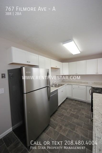 767 Filmore Ave #A - Photo 6 of 17
