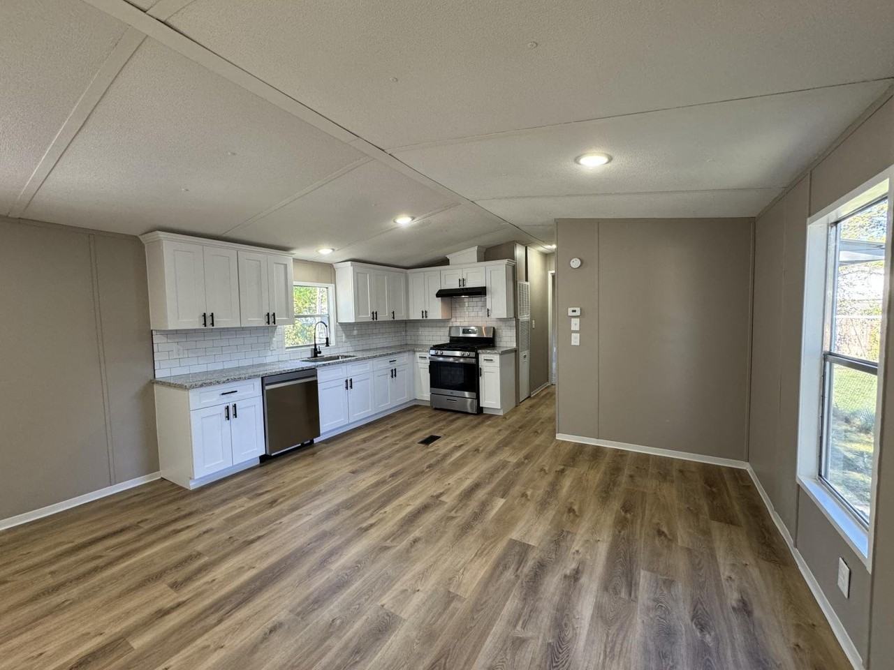 9931 Cedar Branch Dr - Photo 5 of 20