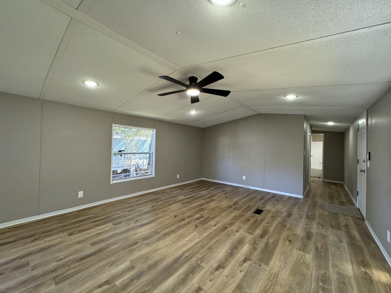 9931 Cedar Branch Dr - Photo 7 of 20