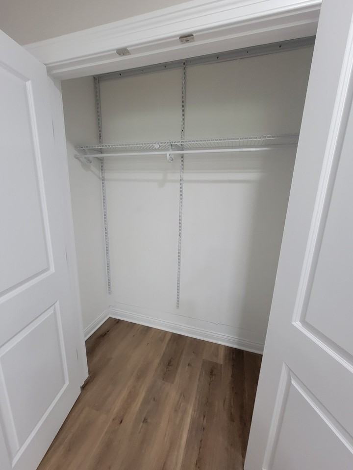 475 Saint Moritz Dr #1C - Photo 5 of 6