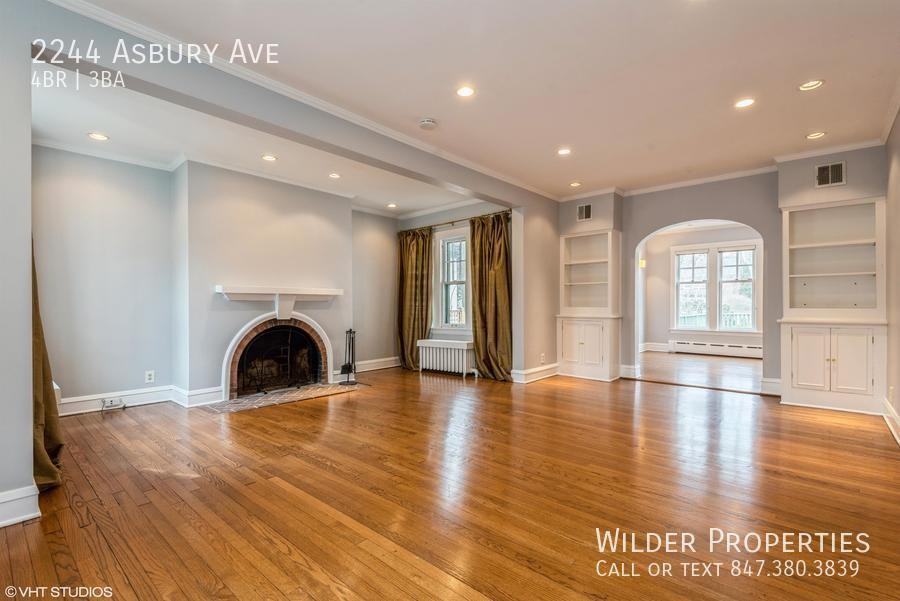 2244 Asbury Ave - Photo 2 of 13