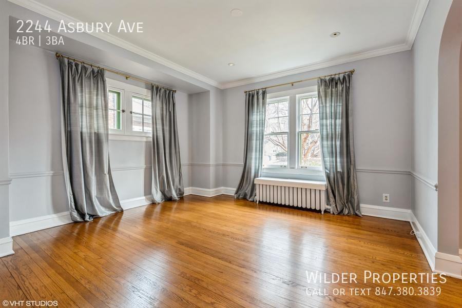 2244 Asbury Ave - Photo 4 of 13