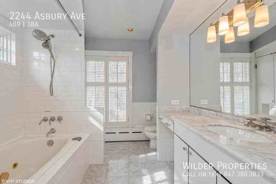 2244 Asbury Ave - Photo 7 of 13